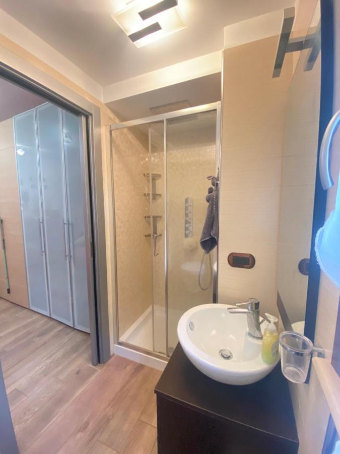 Caserma Guelfa - Casa Vacanza Chiarina San Benedetto del Tronto Kültér fotó