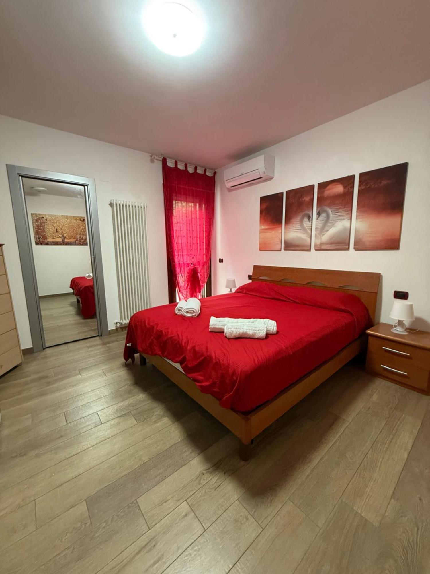 Caserma Guelfa - Casa Vacanza Chiarina San Benedetto del Tronto Kültér fotó